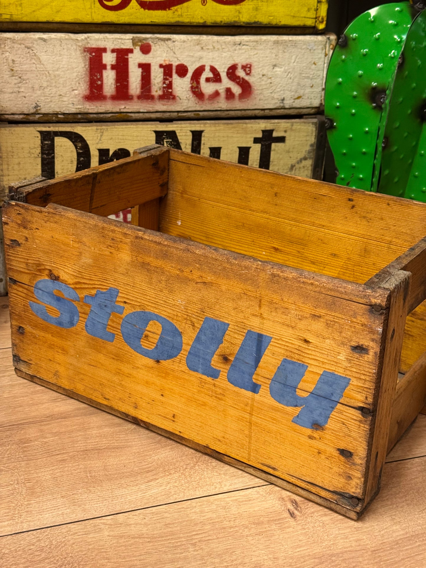 Stolly trækasse