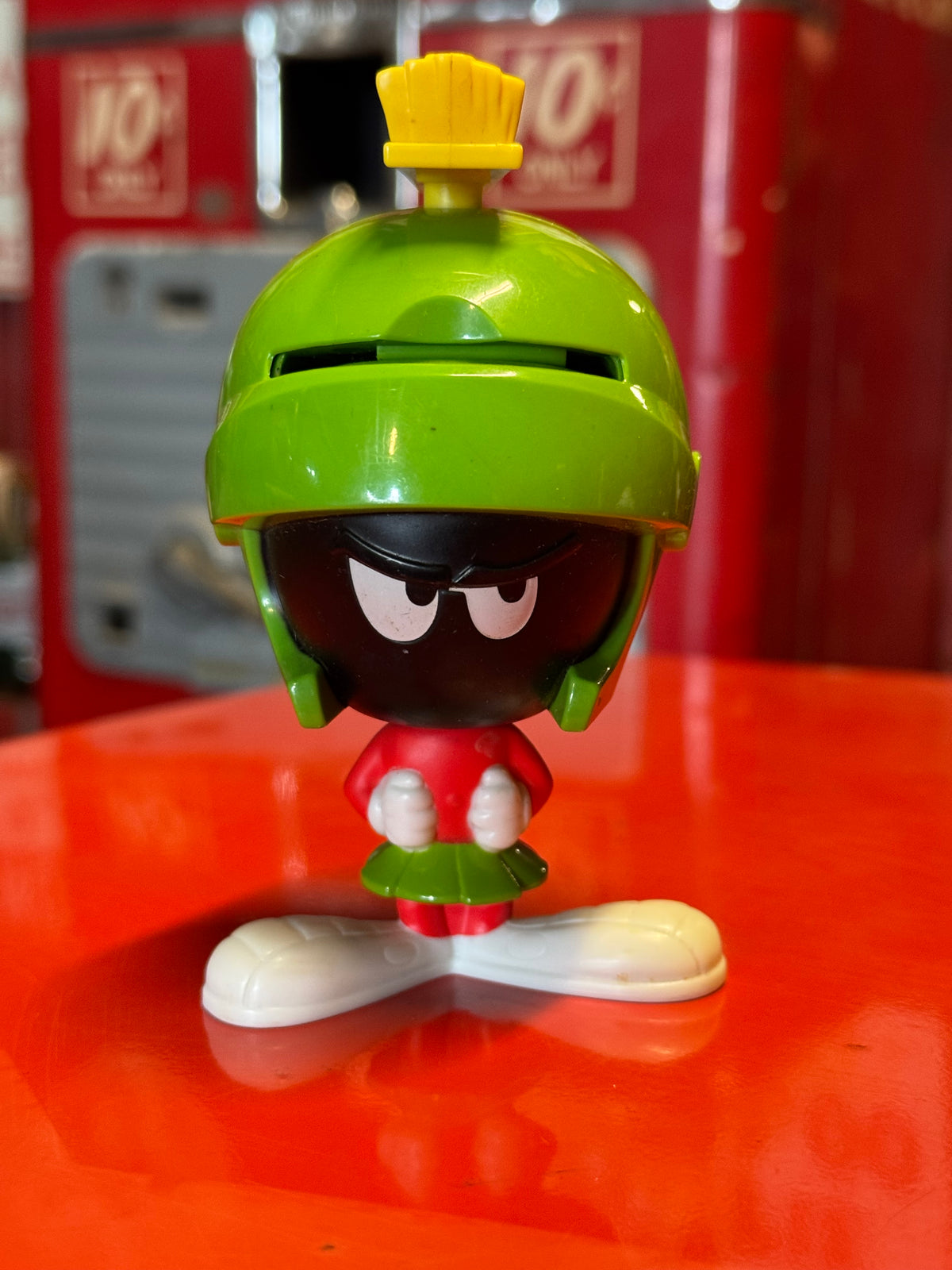 Marvin Marsmand (Marvin the Martian) fra Looney Tunes. 2010