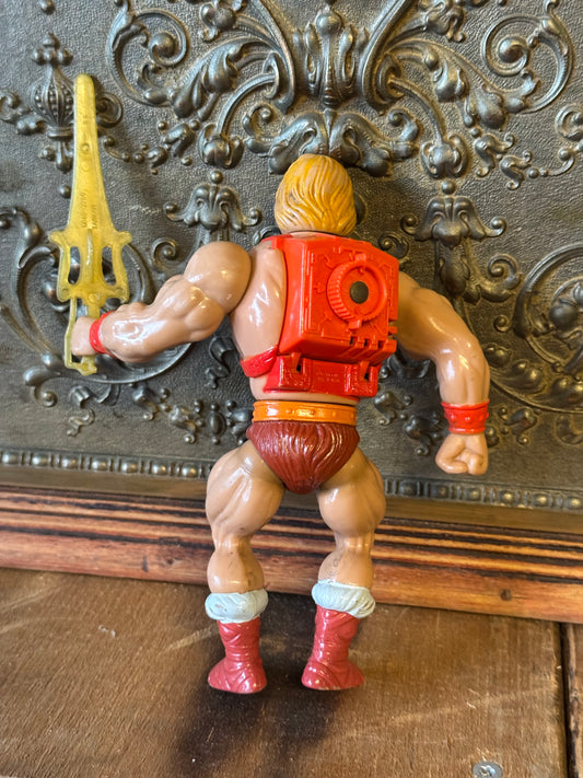 Thunder Punch He-Man actionfigur fra Mattel udgivet i 1984 som en del af Masters of the Universe-serien