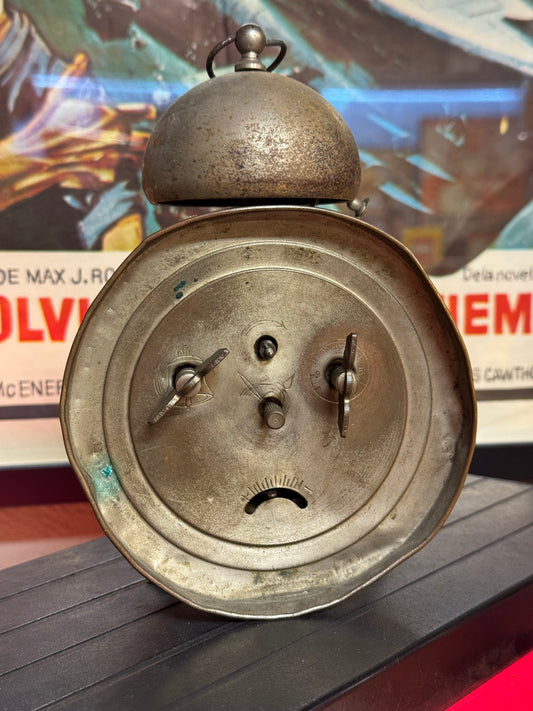 100 år gammelt vækkeur