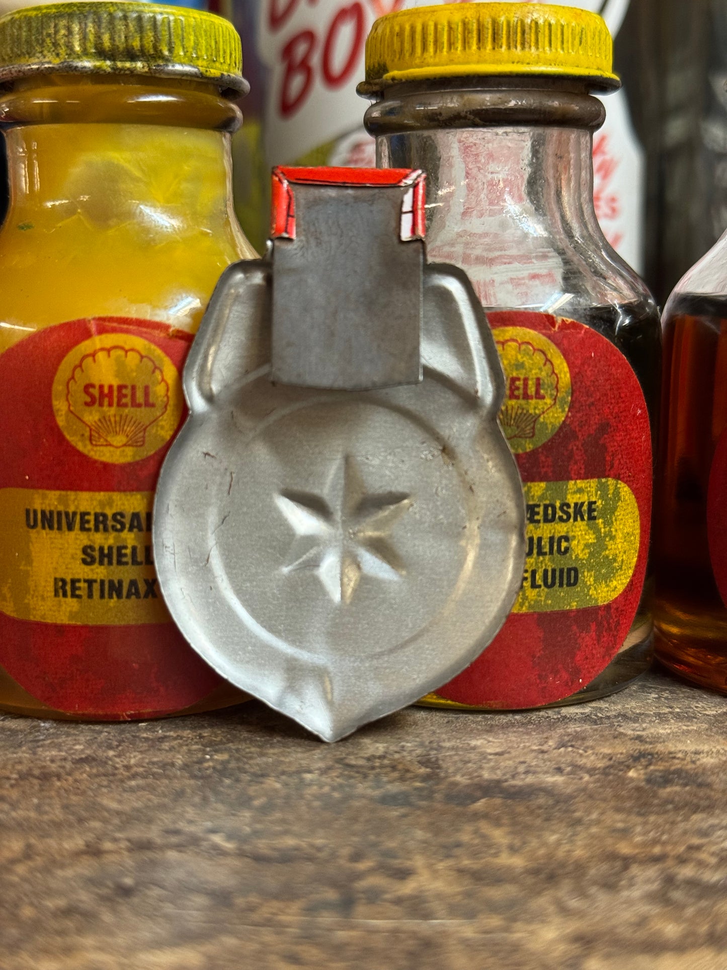 Vintage legetøjsskilt