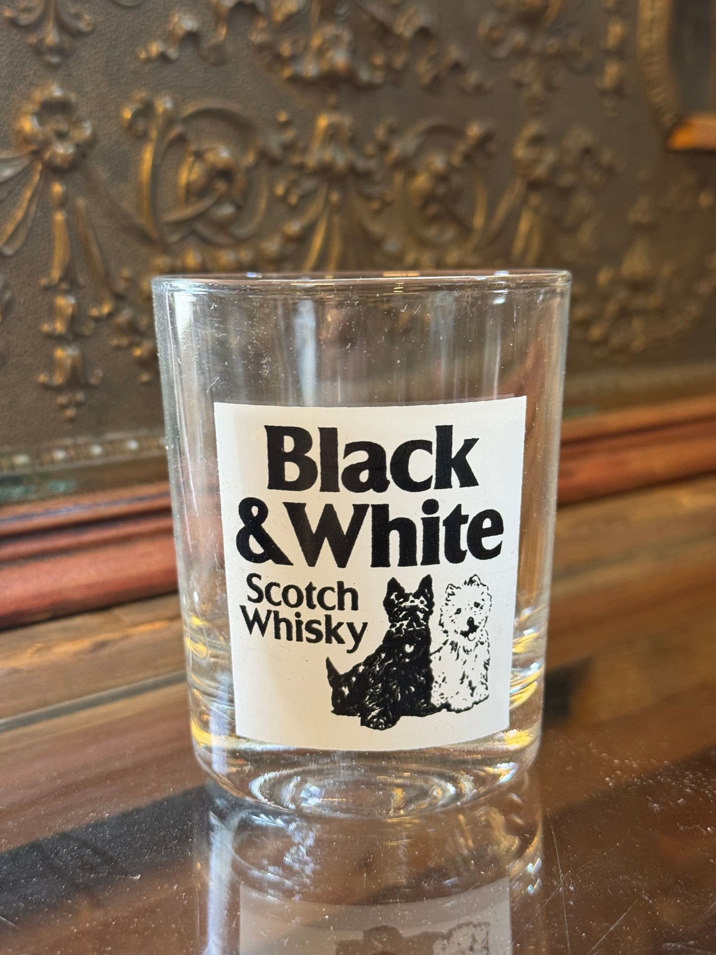 Black & Withe - Scotch wiskey