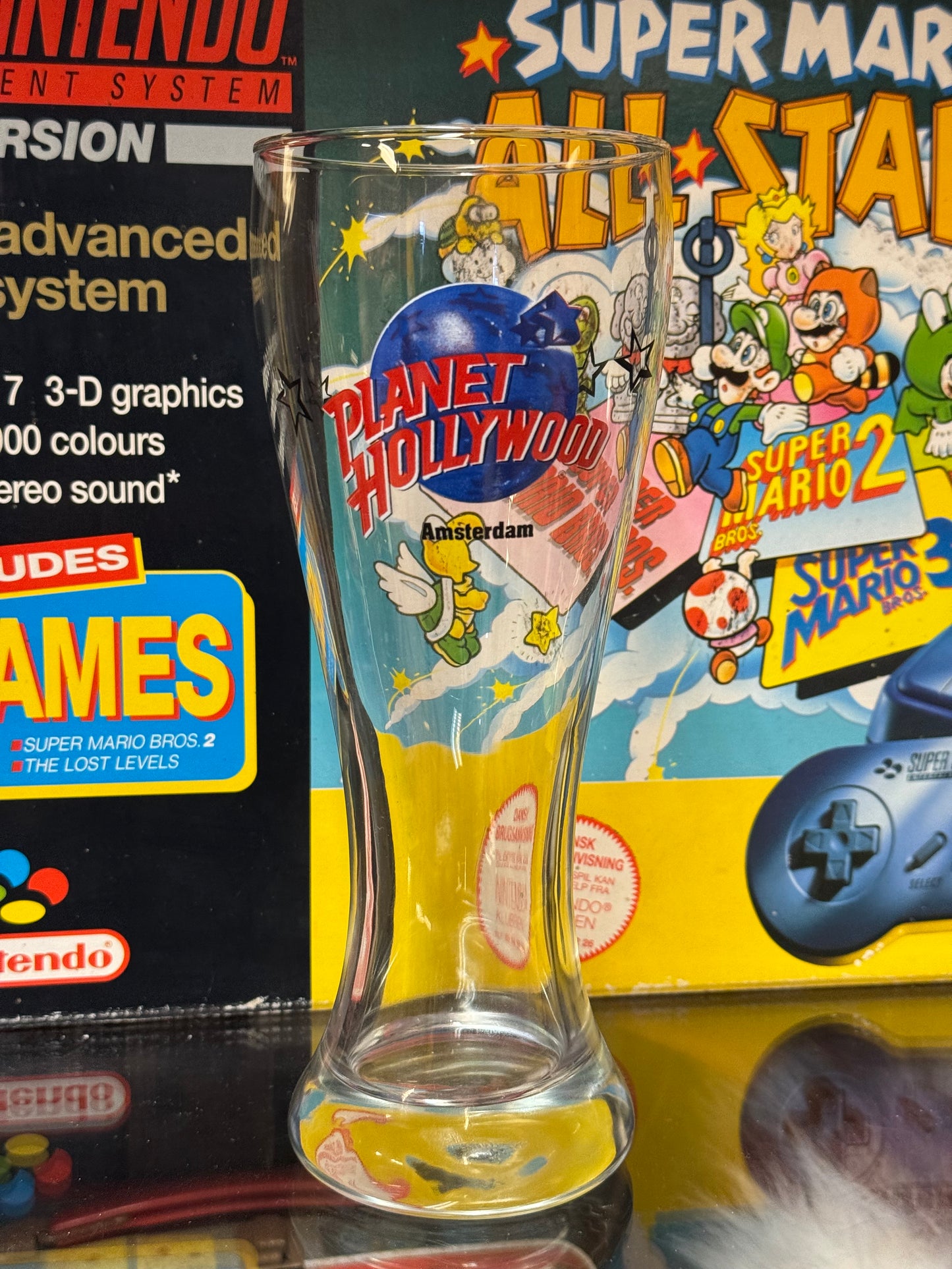 Planet Hollywood glas