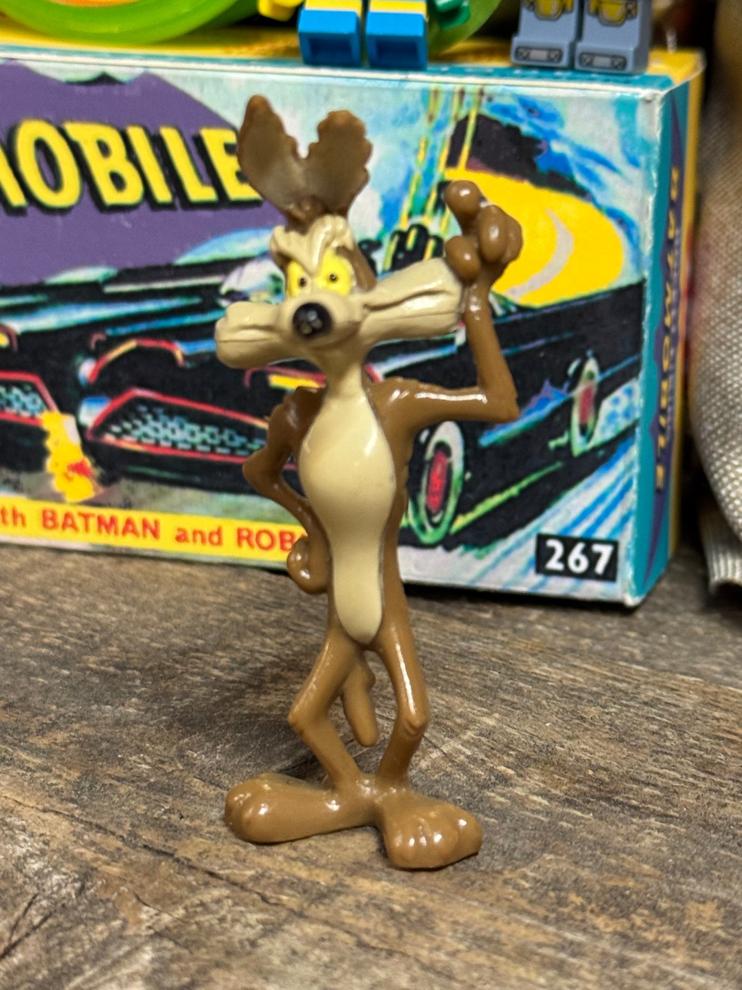 Wile E. Coyote - Looney Tunes