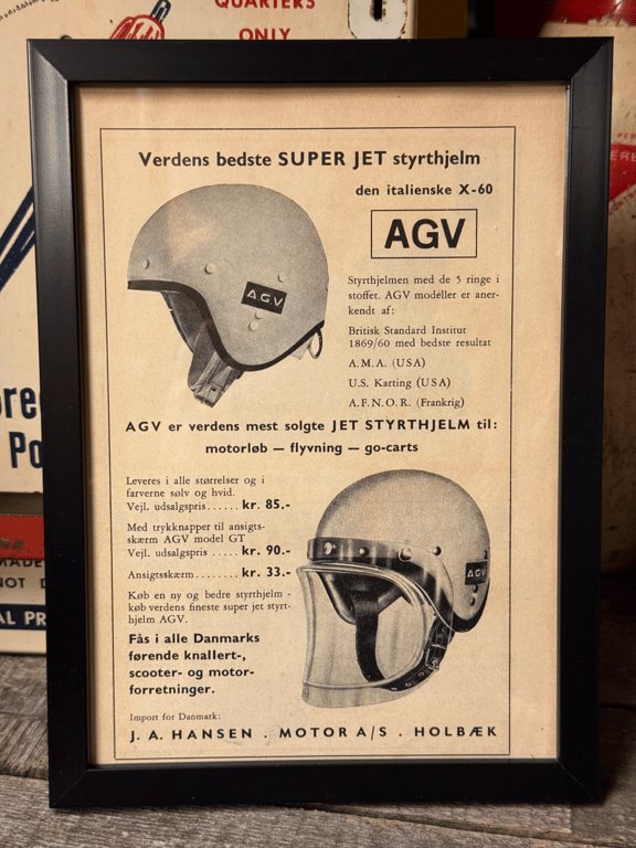 AGV styrthjelm
