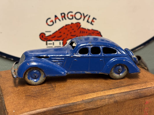 Blå model bil 1930erne