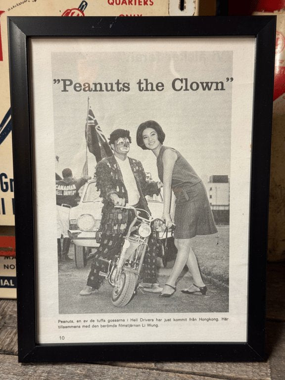 Peanuts the clown