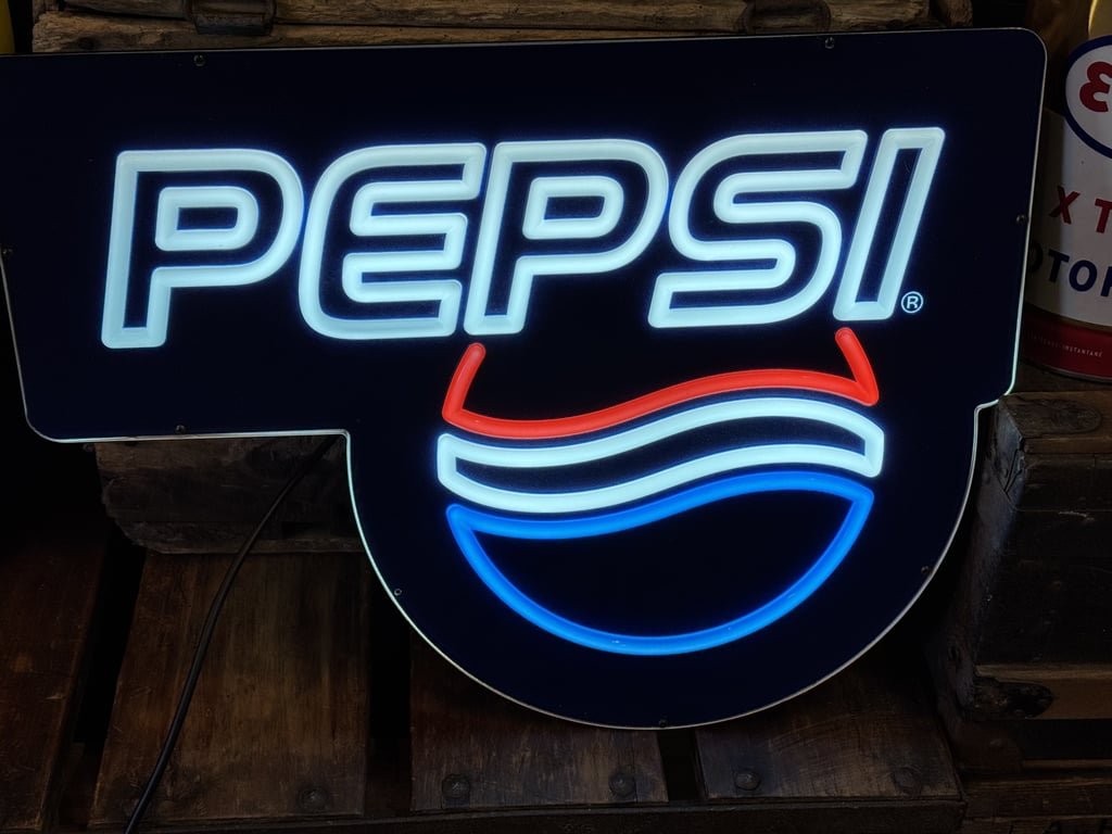 Pepsi lysskilt