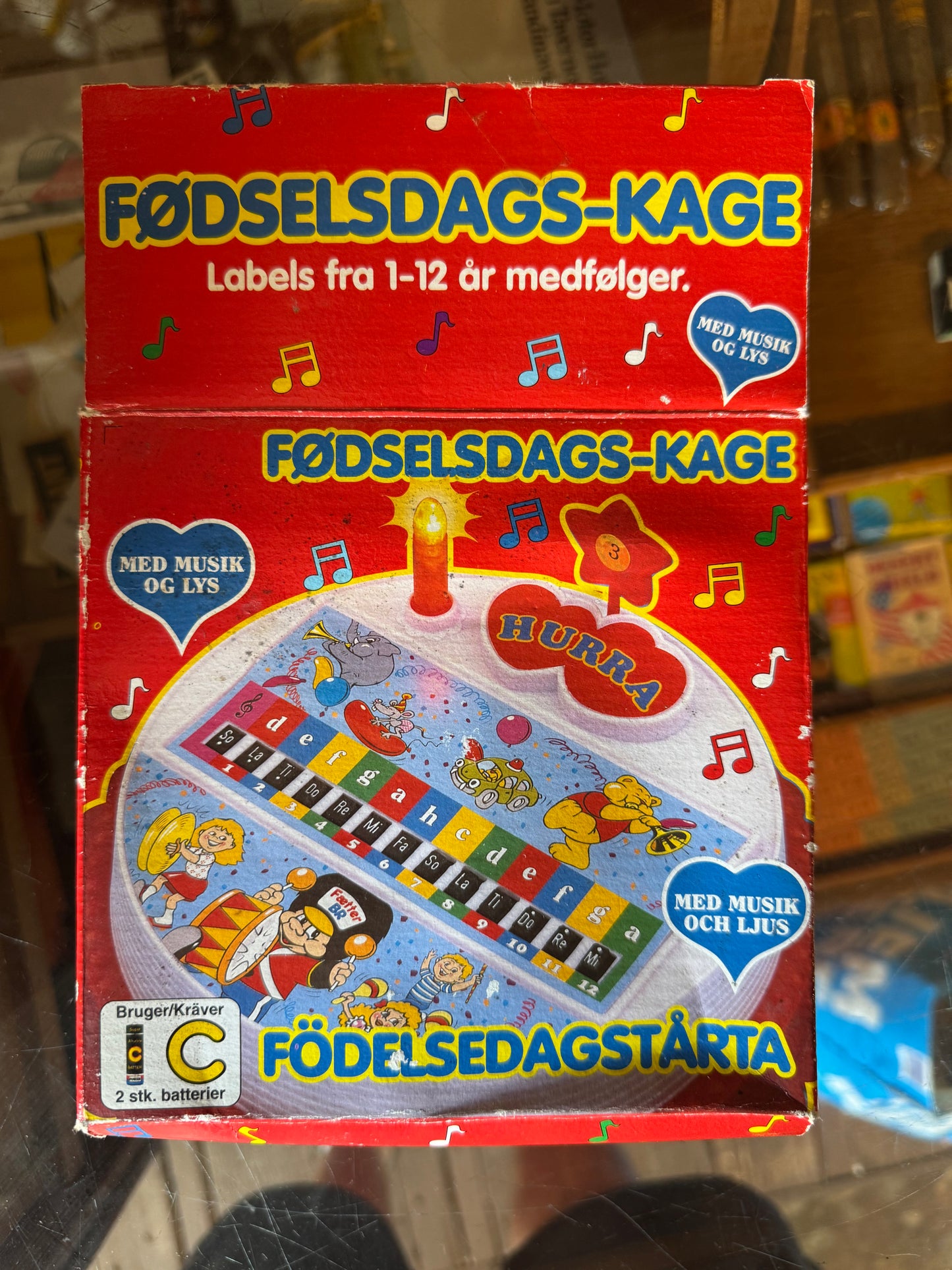 Fætter BR - Fødselsdags kage