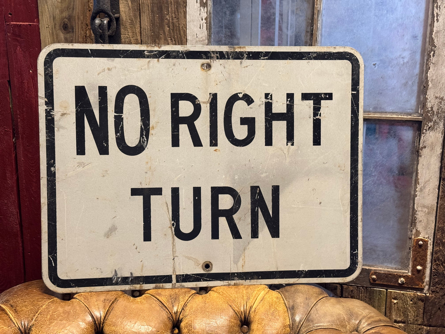 No Right Turn skilt