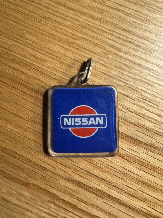 Nissan nøglering
