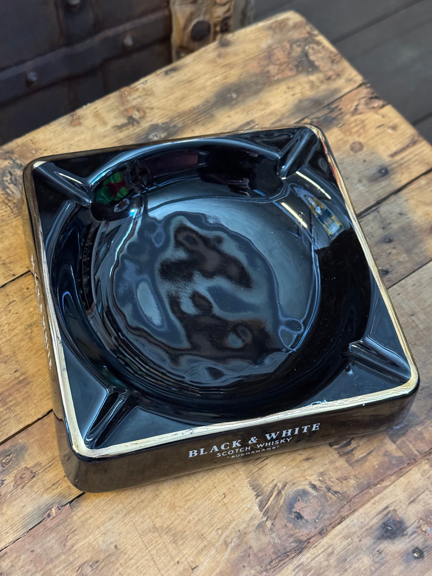 Black & Withe - Scotch wiskey