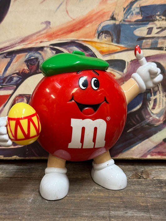 Rød M&M dispenser