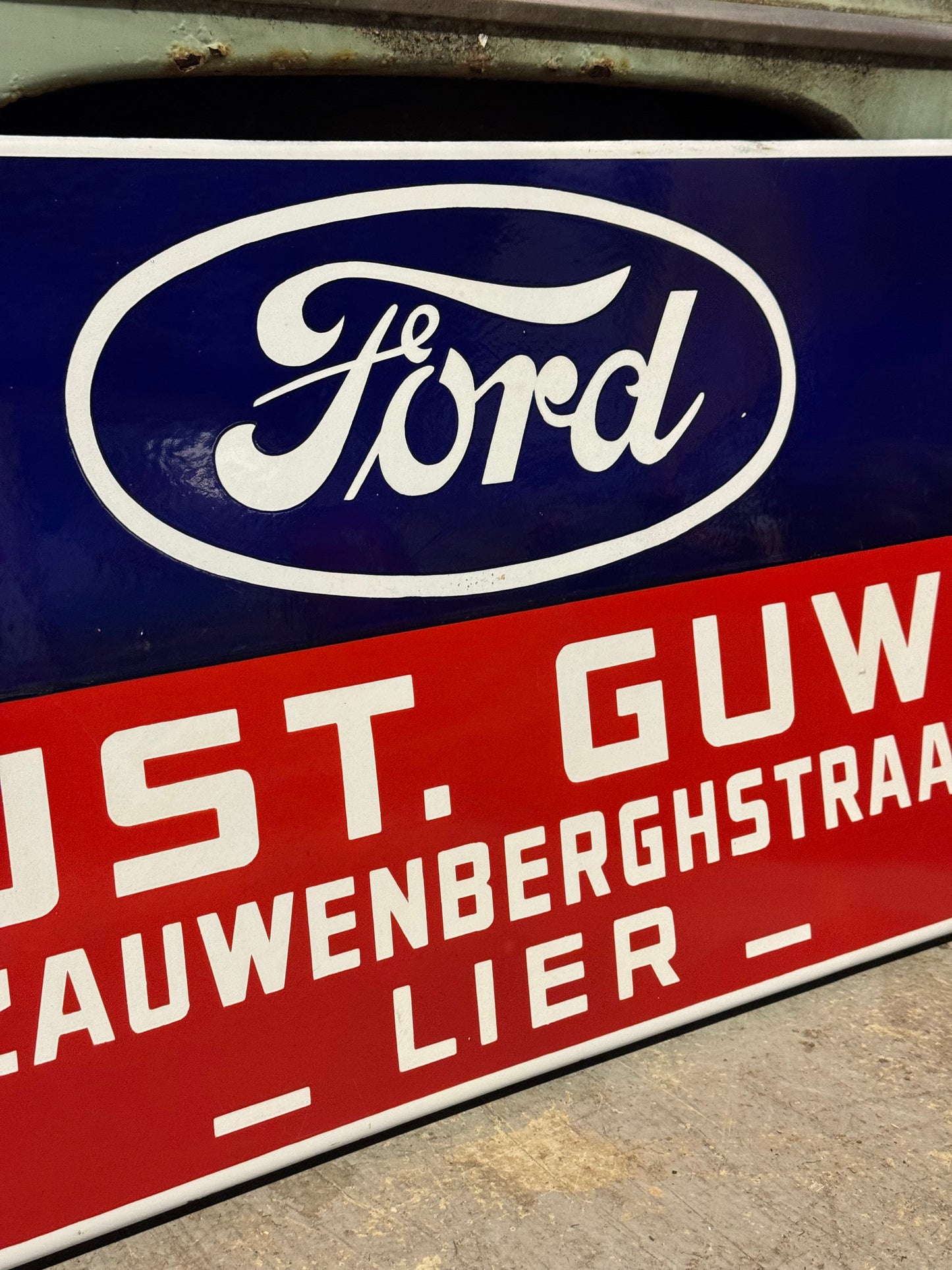 Unik Ford emalje skilt 1950erne