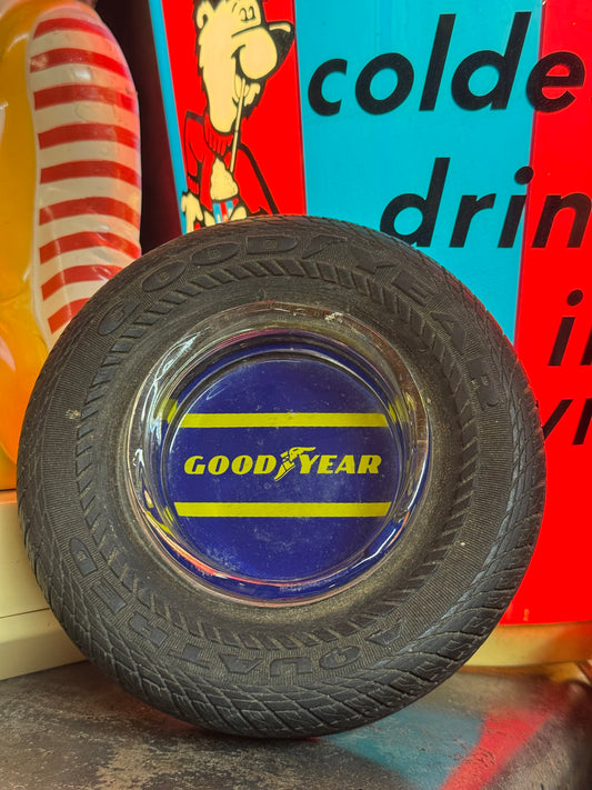 Goodyear askebæger
