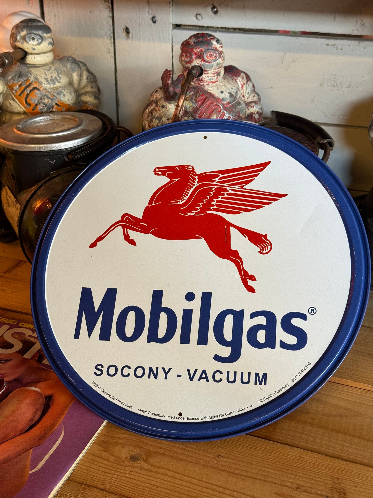 Mobiloil - Mobilgas skilt