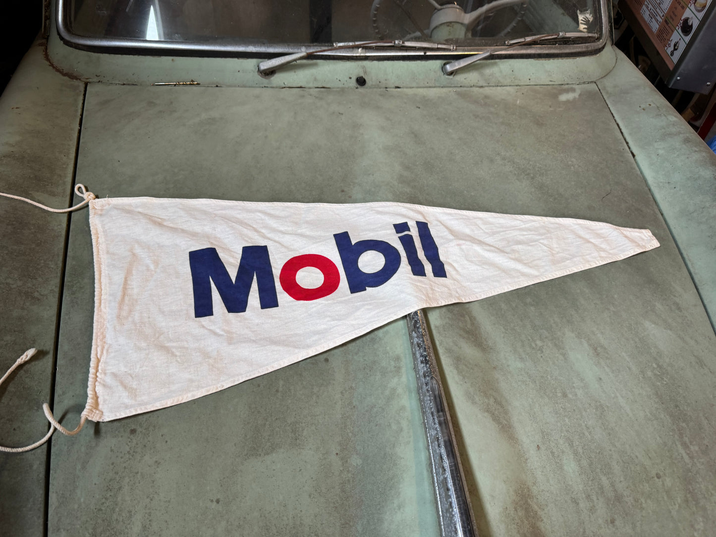 Mobil - Mobiloil flag