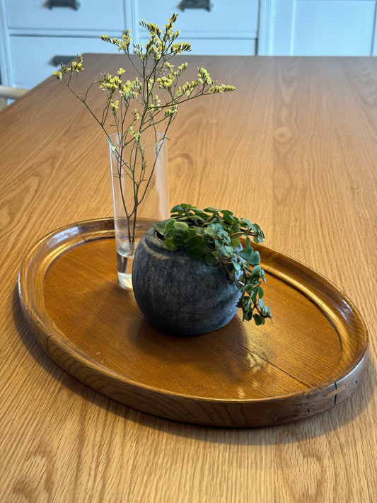 Oval træ bakke