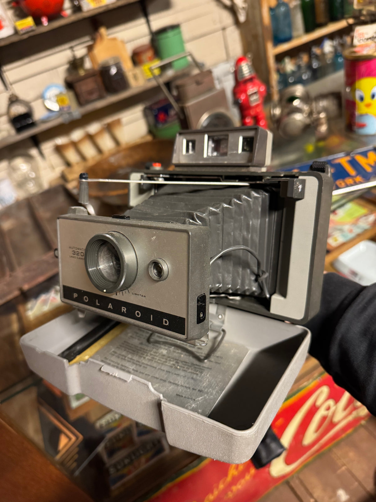 Polaroid Automatic 320 Land Camera 1969-1971