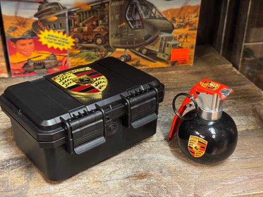 Porsche granat