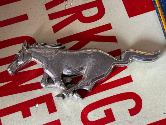 Ford Mustang emblem