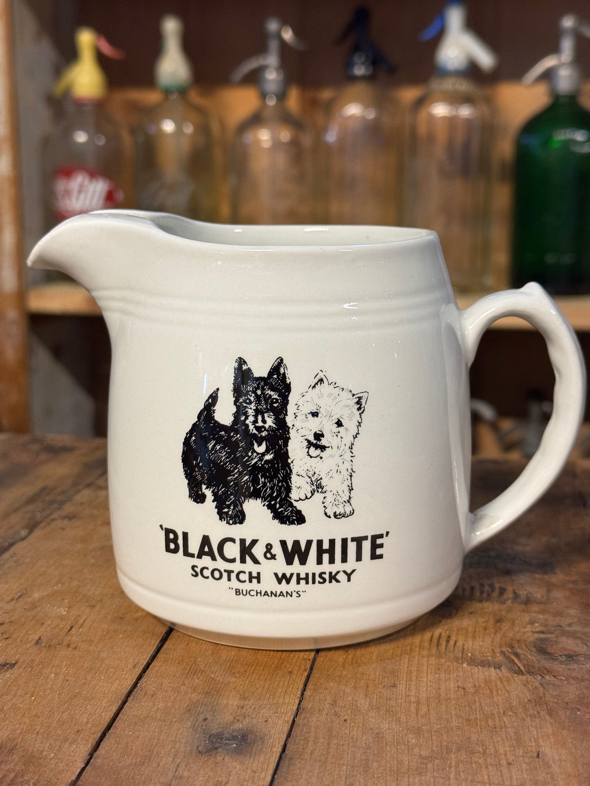 Black & White Scotch wiskey jug 1960/70s