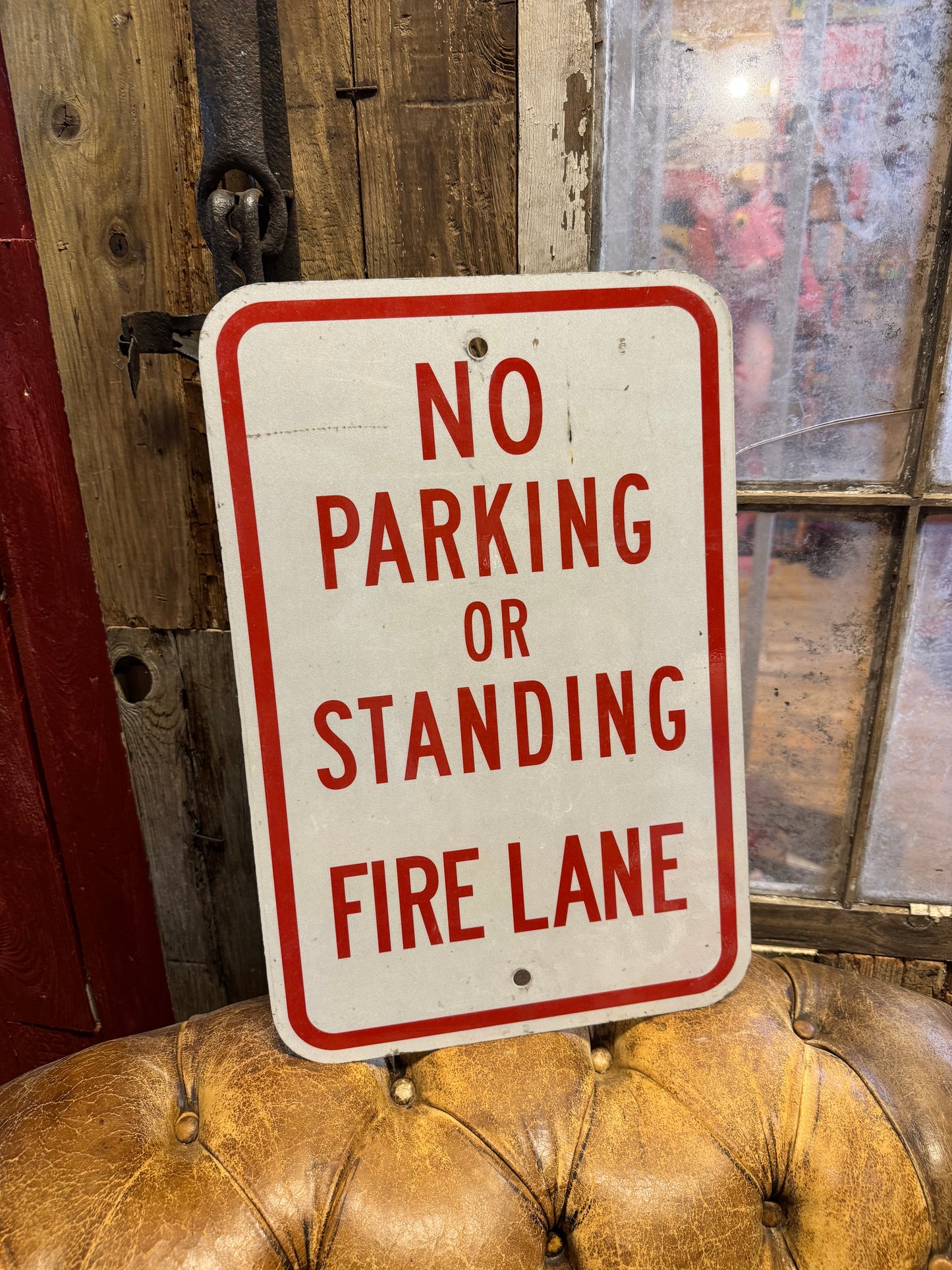 No Parking - Fire Lane