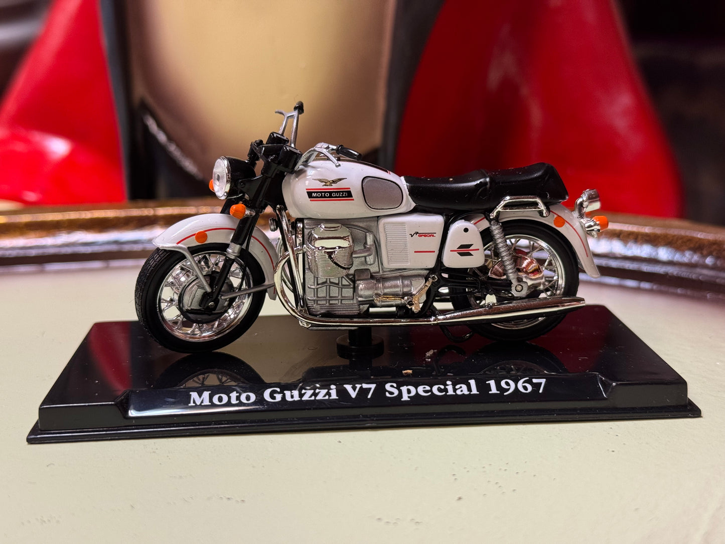 Moto Guzzi V7 special - 1965