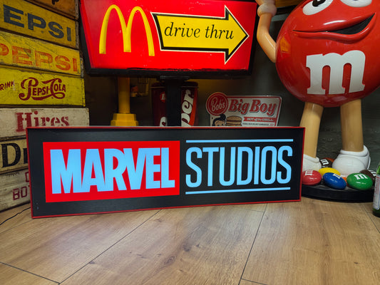 Marvel Studios lysskilt