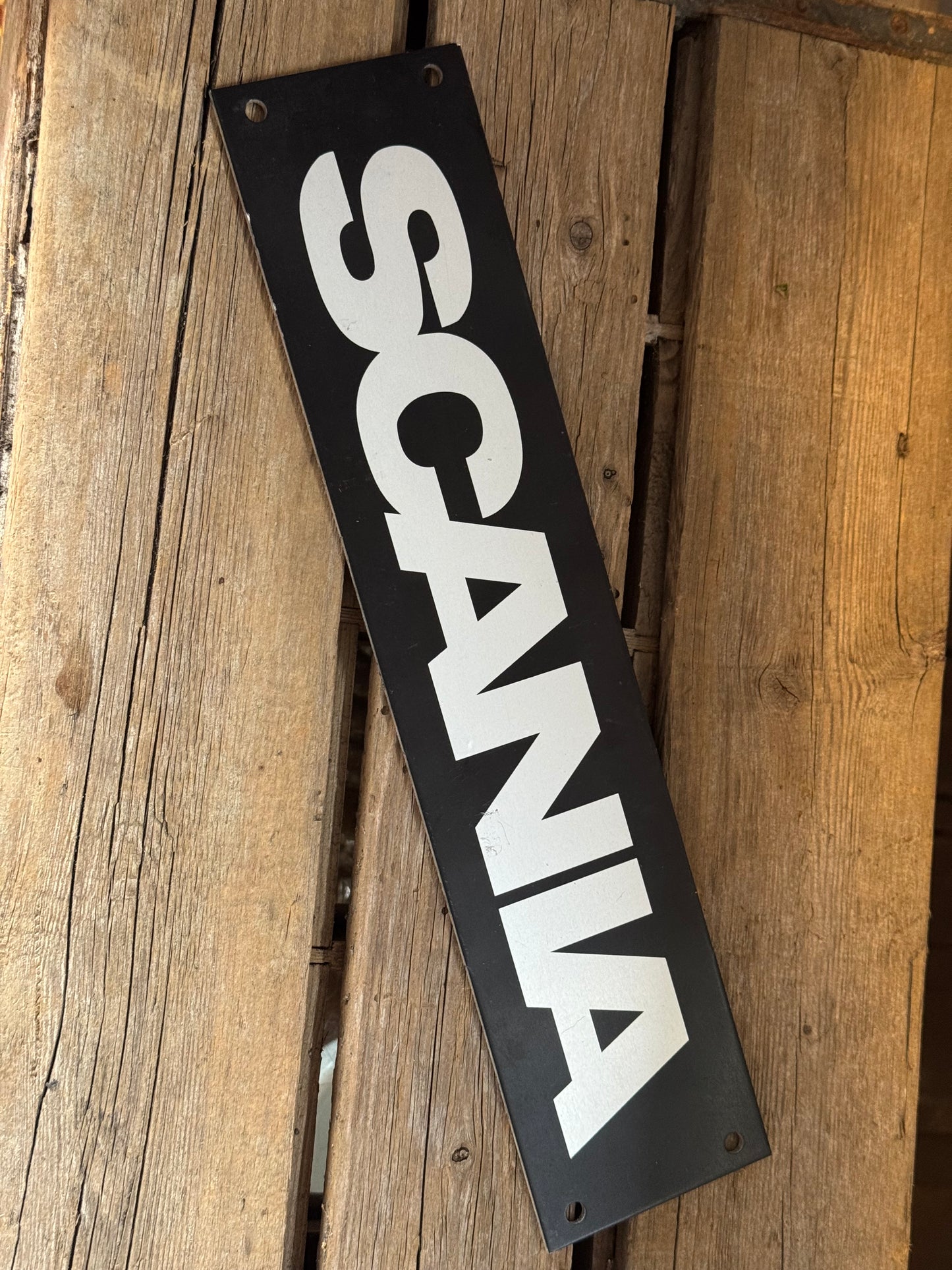 Scania metal skilt