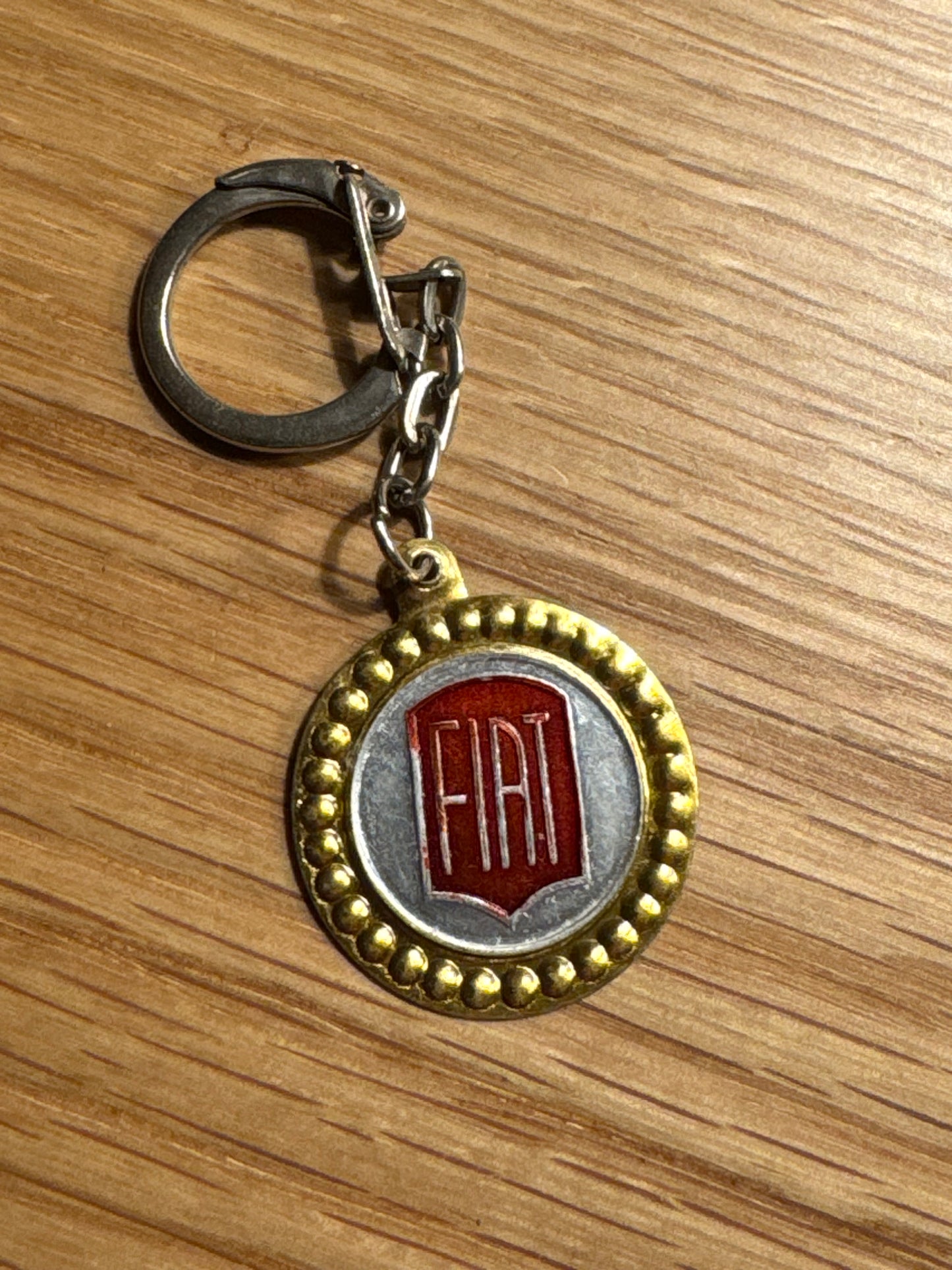 Fiat nøglering