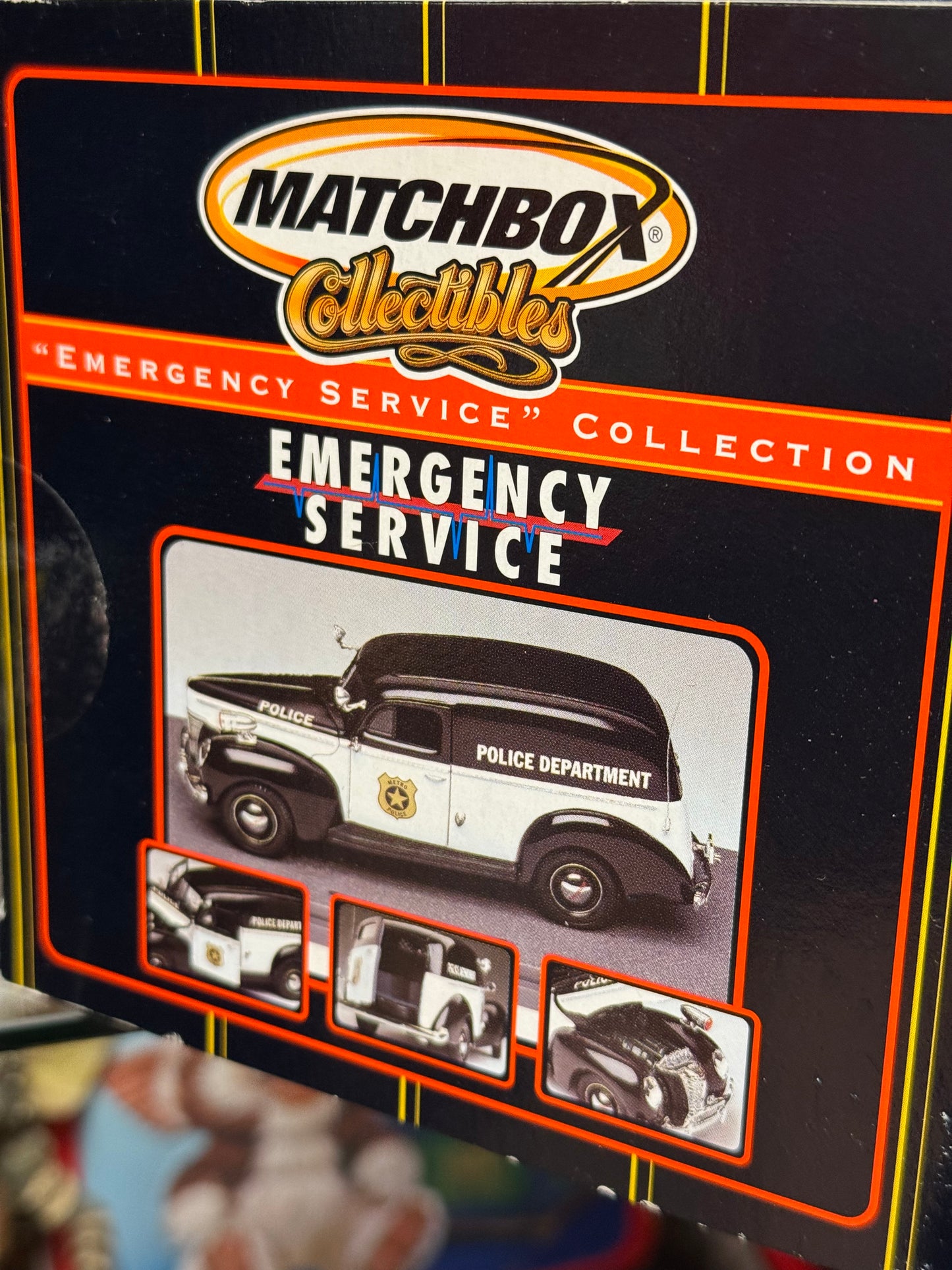 Matchbox Collectibles Ford police van