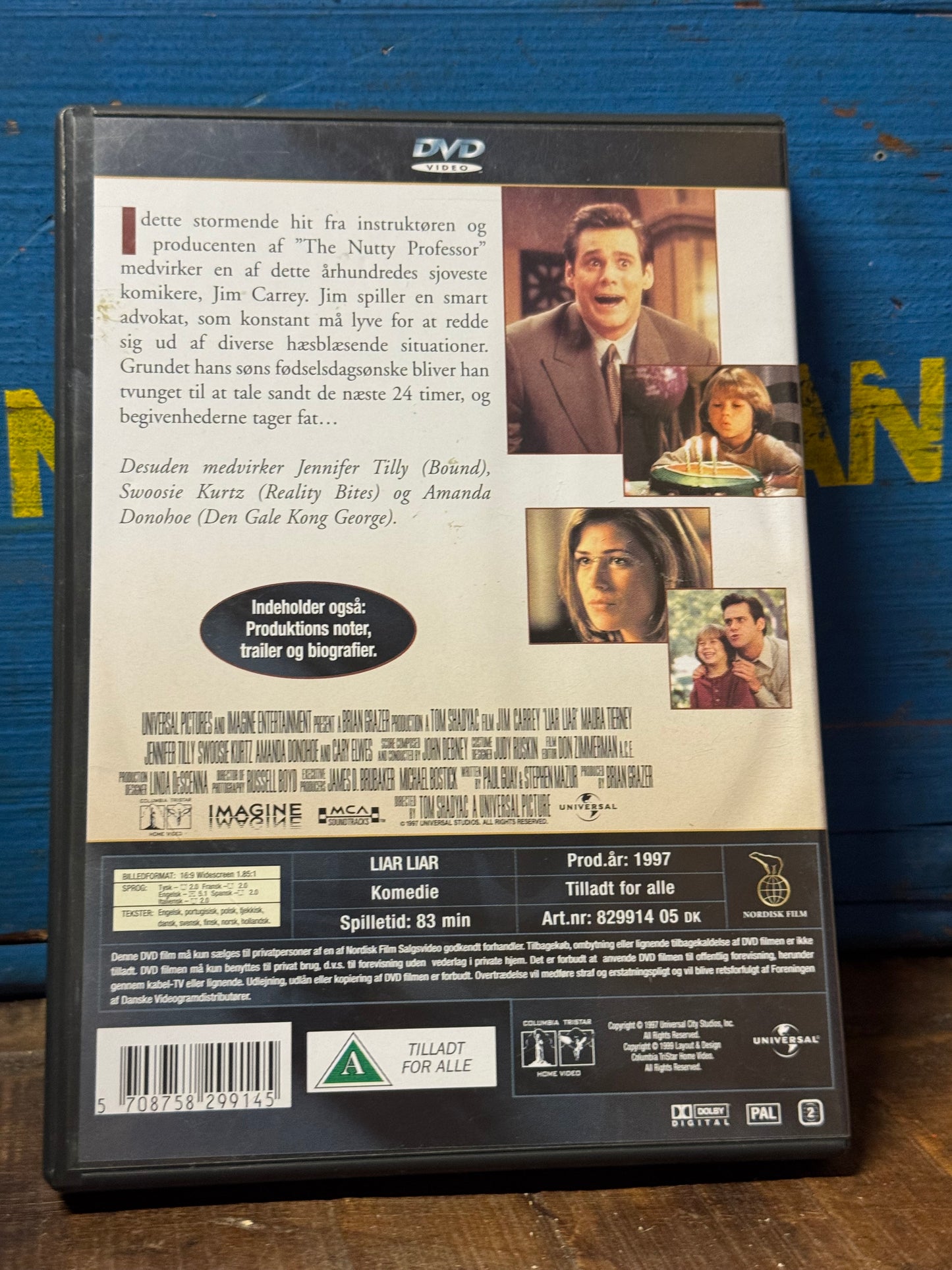 Fuld af løgn DVD