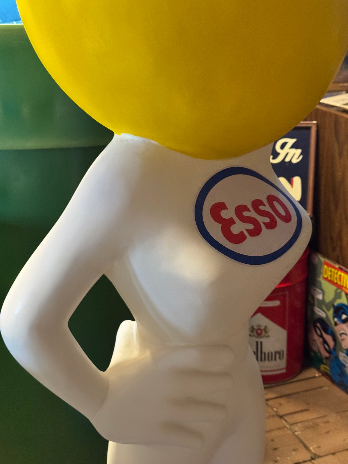 Esso girl - Oil drop Girl - Mrs drip