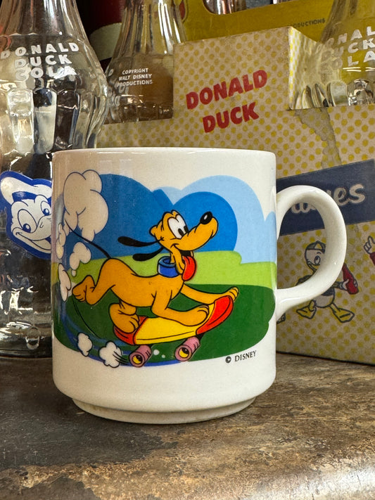 Pluto krus