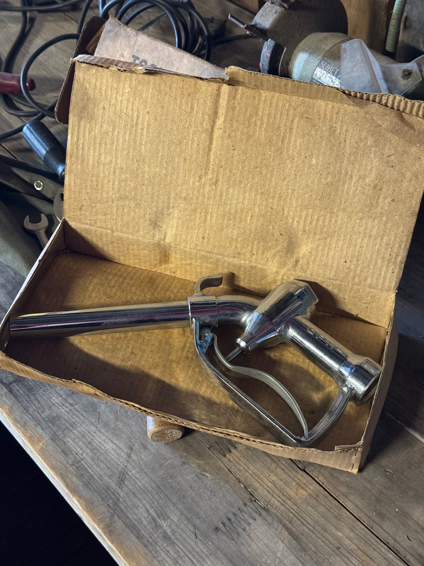tappepistol til benzinstander