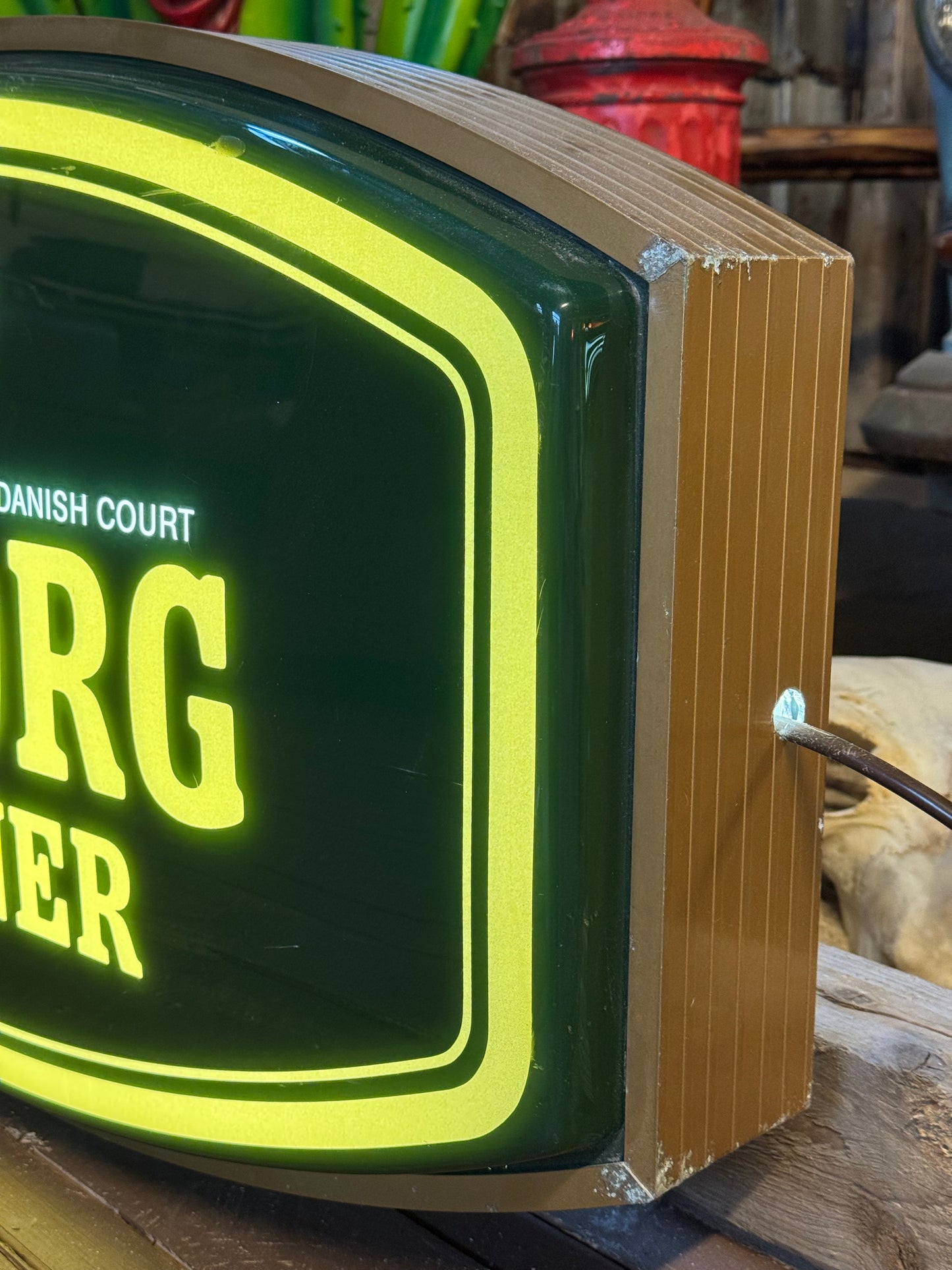 Tuborg lysskilt