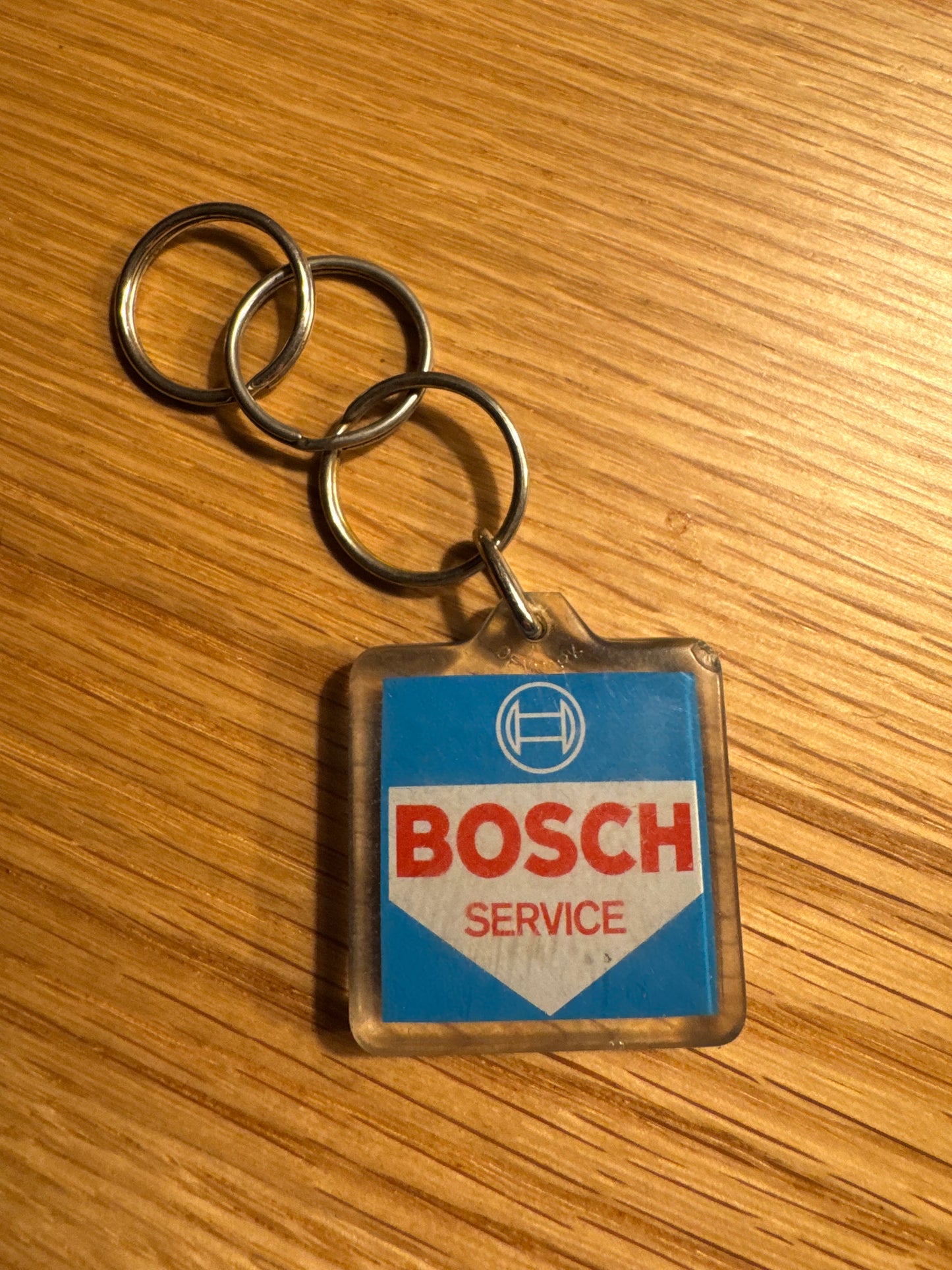 Bosch service nøglering