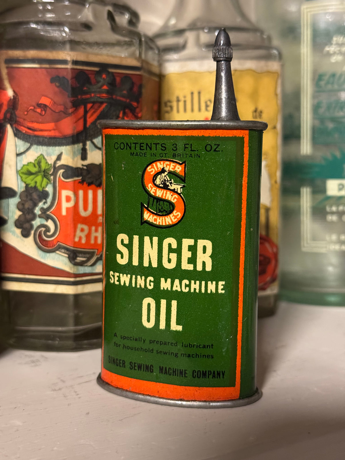 Singer Sewing Machine oil 1940/50erne