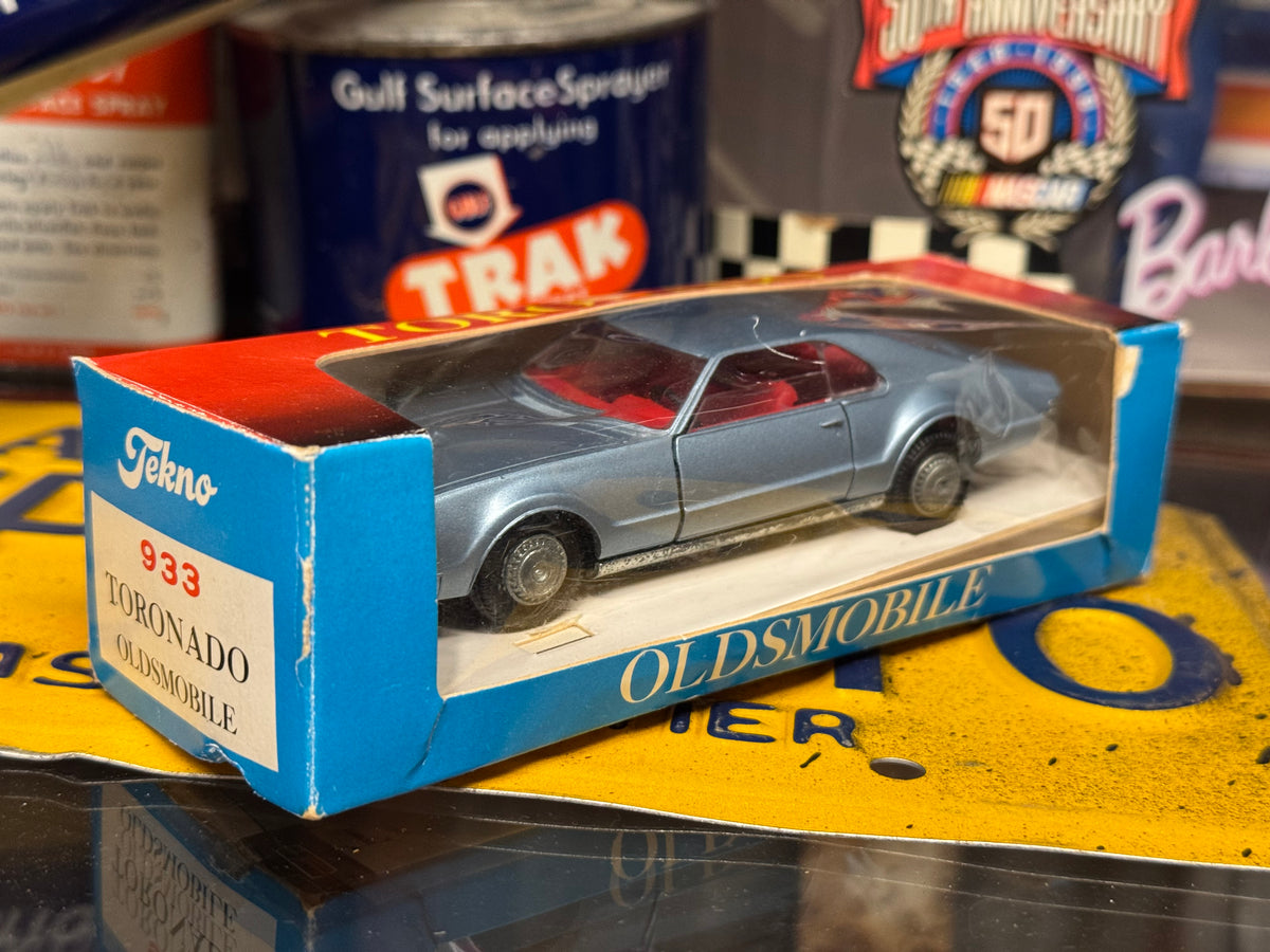 Tekno 933 Tornado Oldsmobile