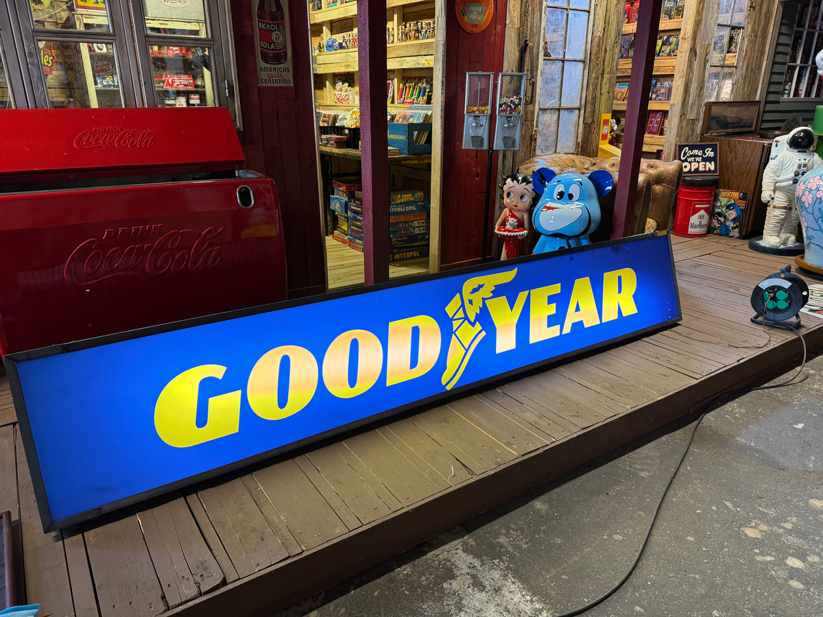 Goodyear lysskilt 1980s