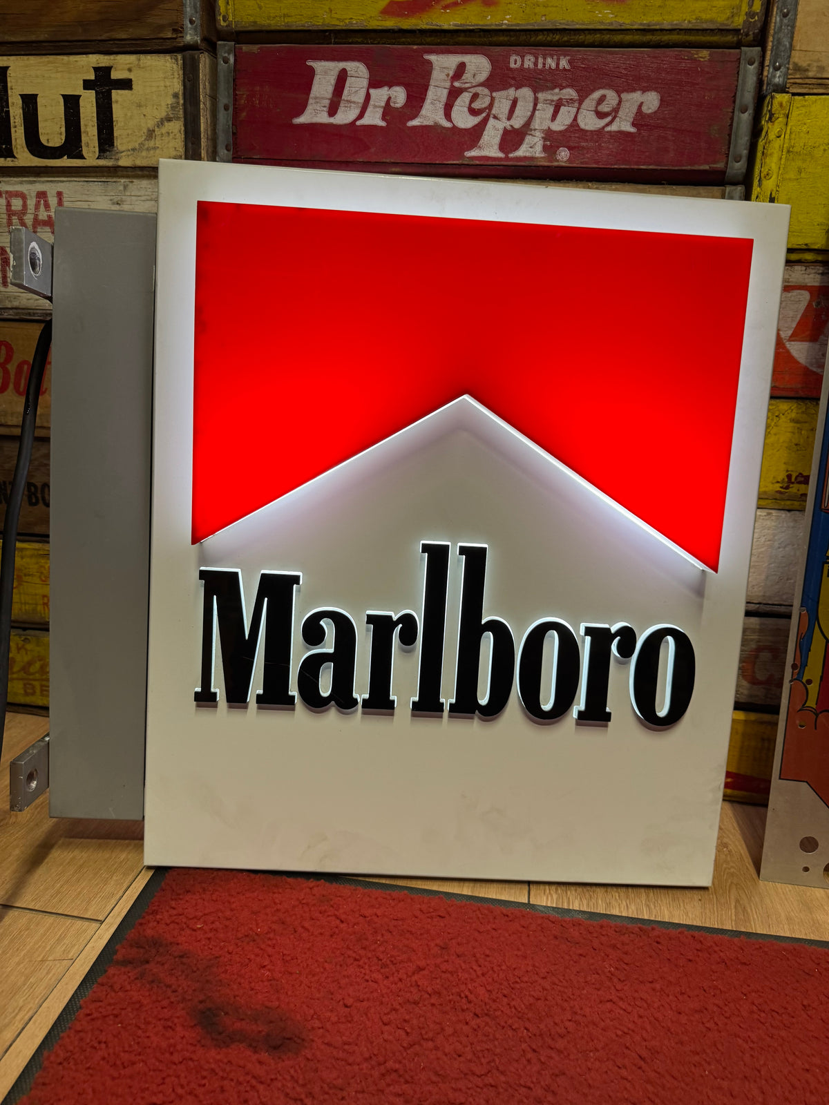 Marlboro lysskilt dobbelt