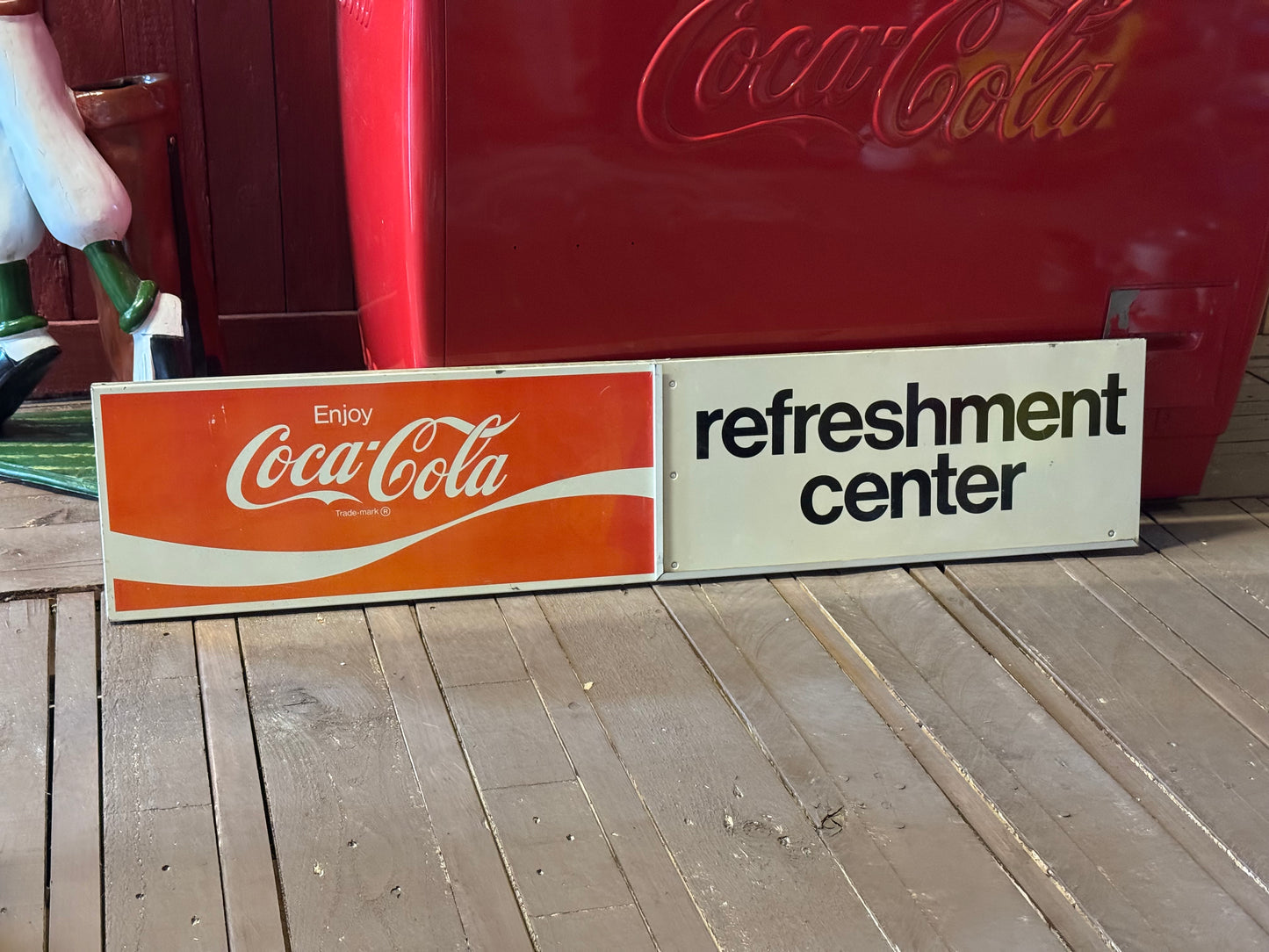 Coca Cola refreshment center