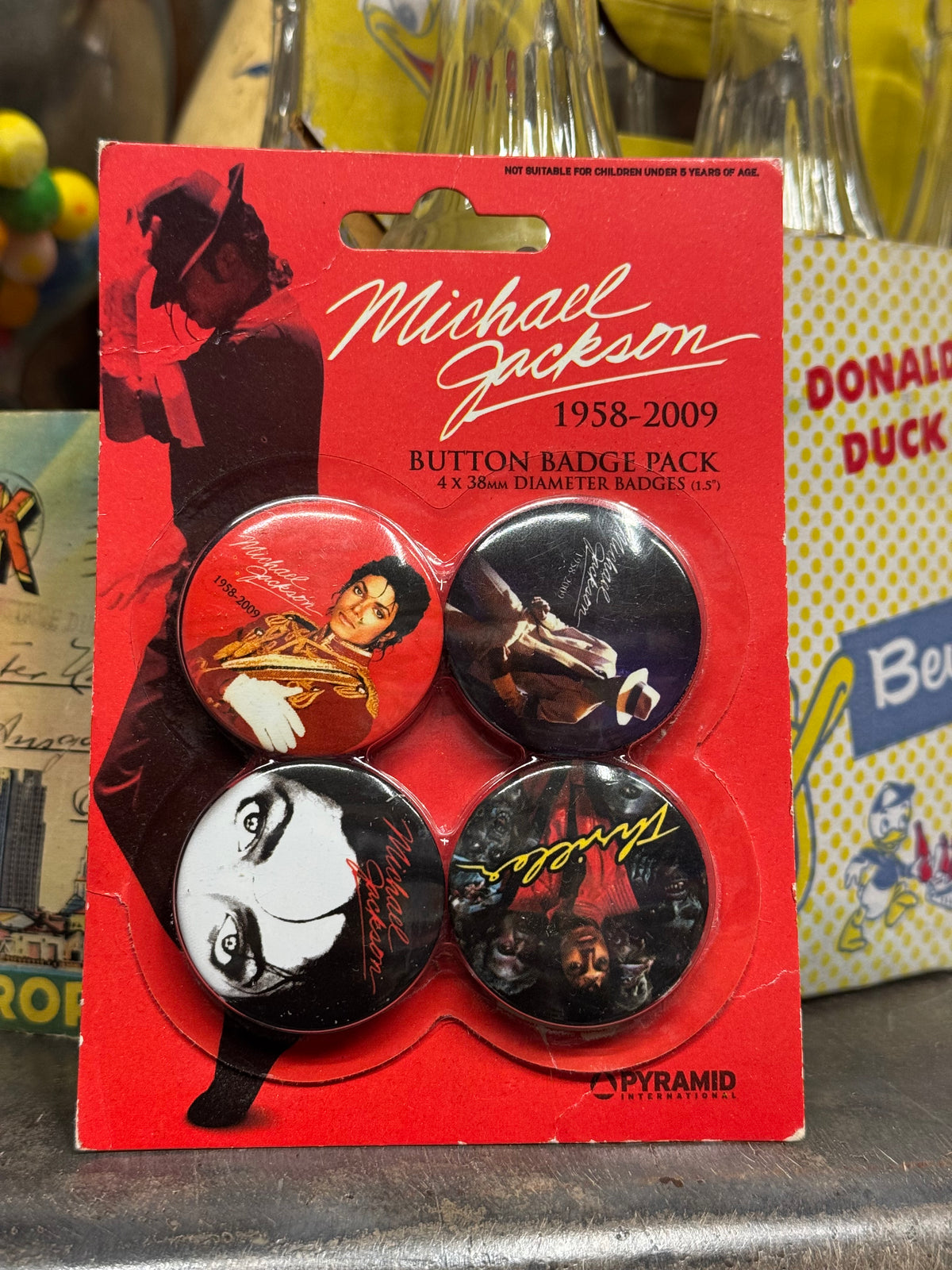 Michael Jackson badge pack 2009