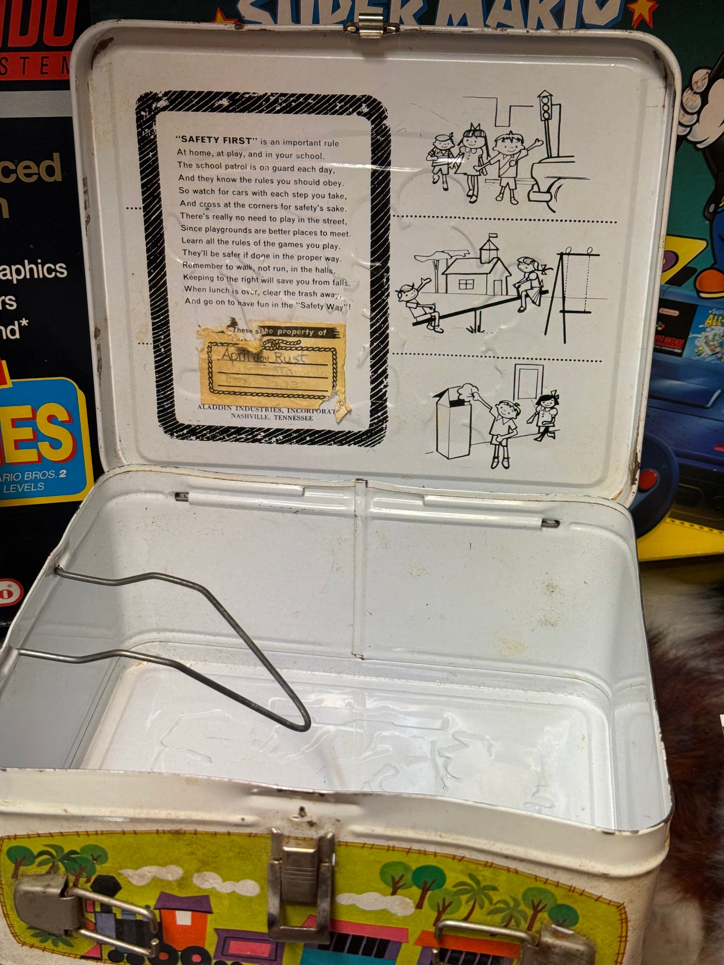 Disney World lunchbox 1973