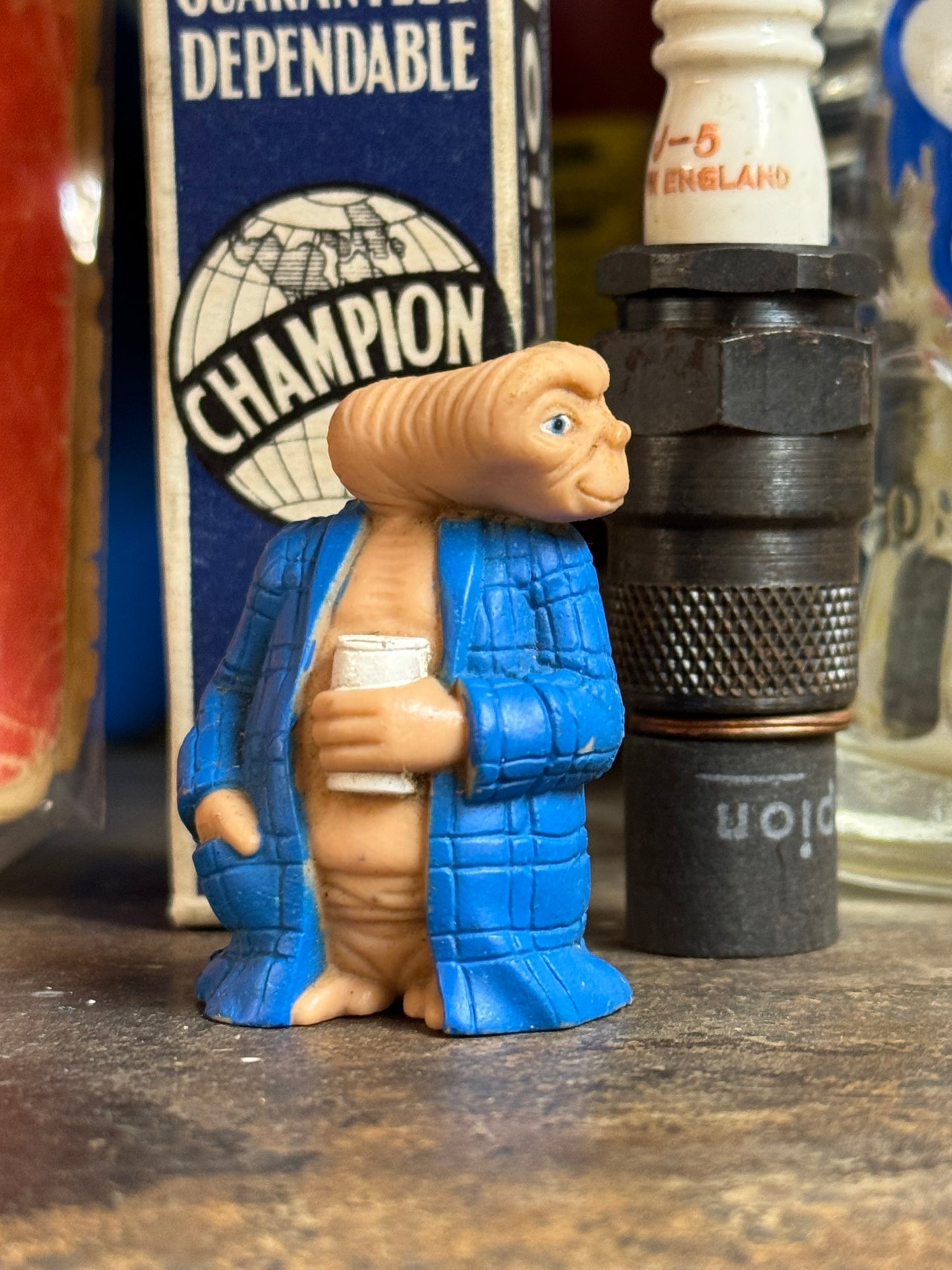 E.T. the Extra-Terrestrial figur