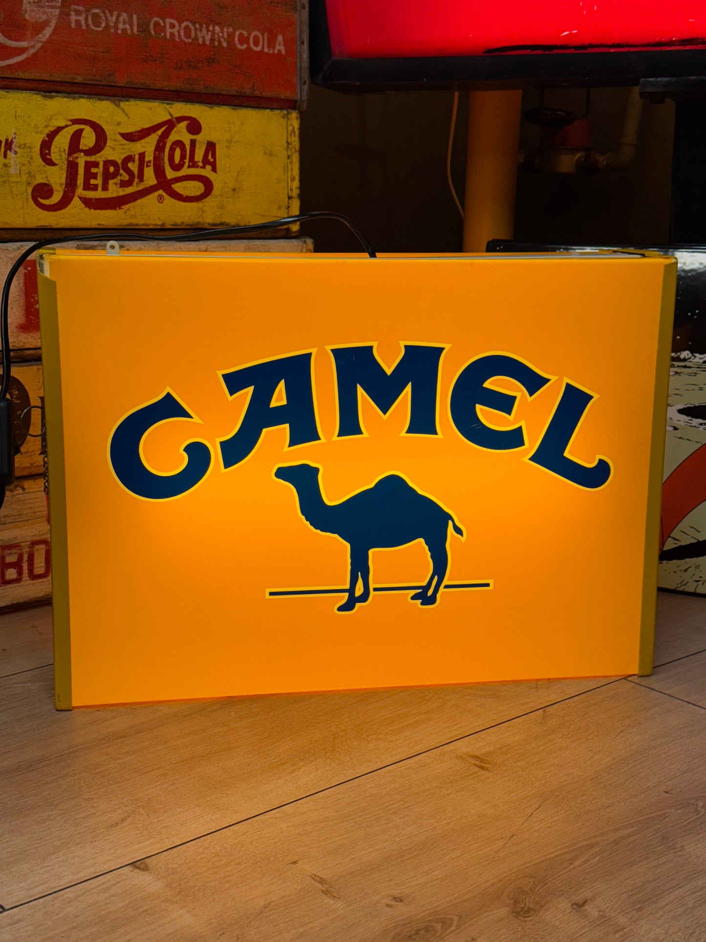 Camel lys skilt