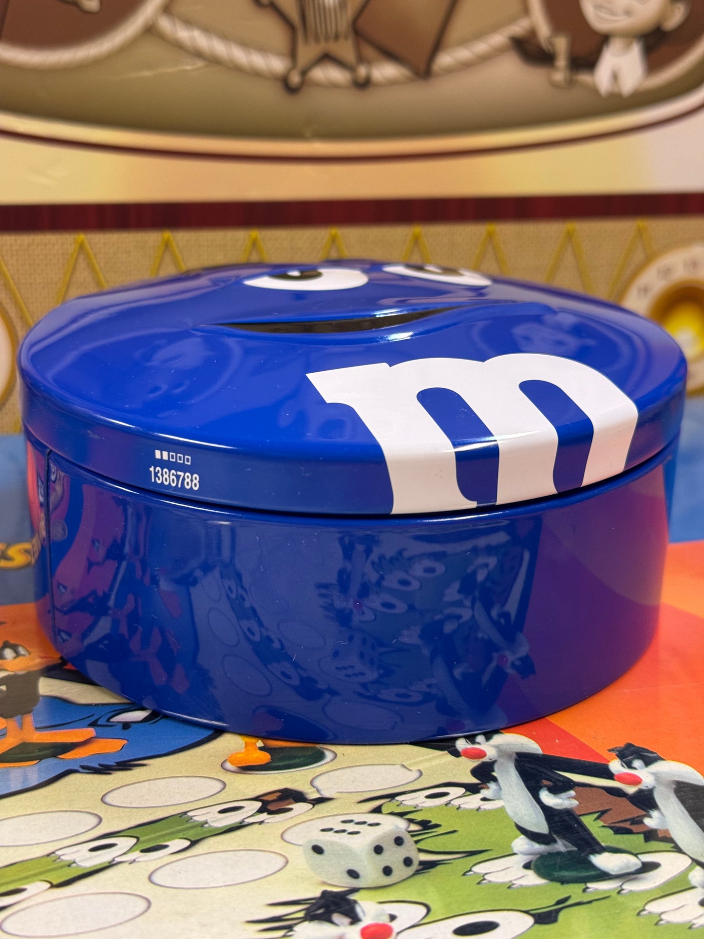 M&M blå dåse