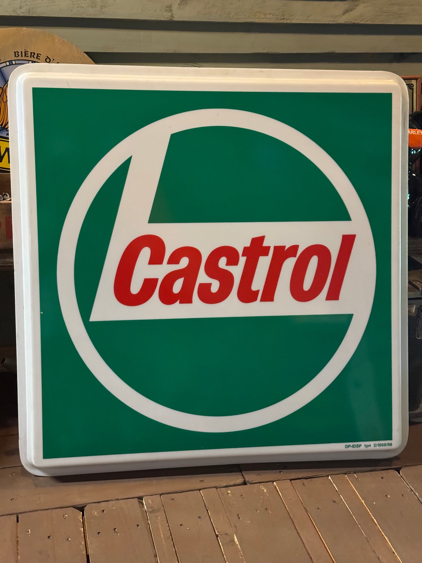 Castrol lysskilt