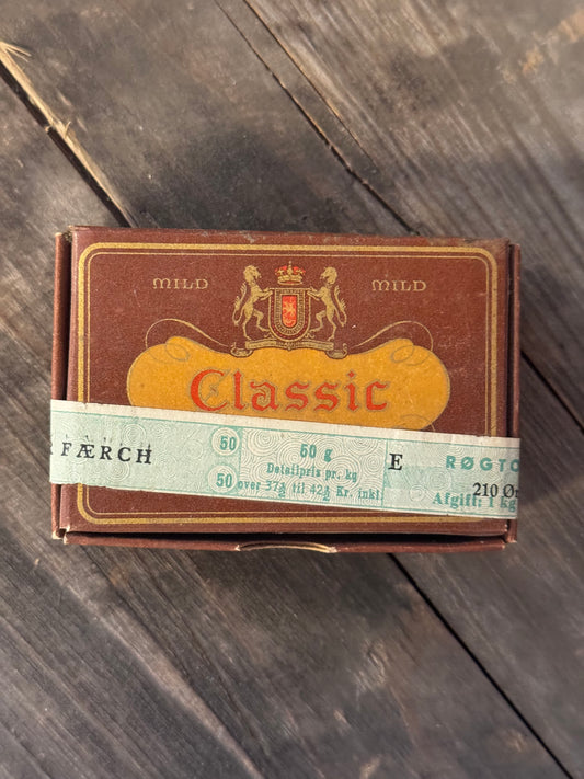 Classic-tobak fra Fæørch 1942